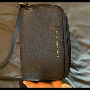 Tommy Hilfiger purse